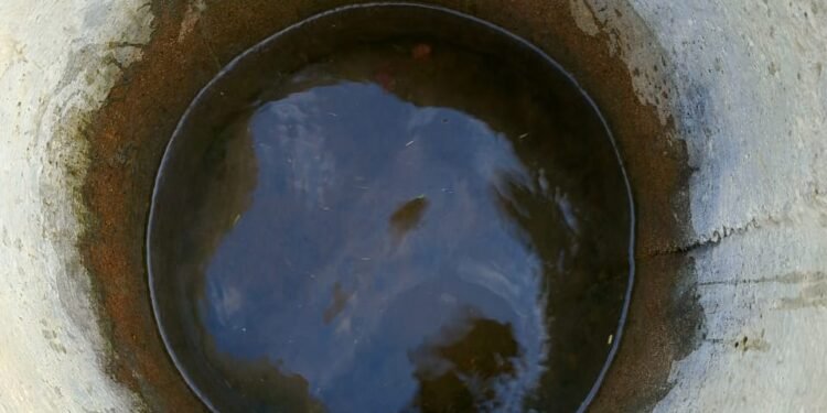 दूषित पानी की सप्लाई से जनता परेशान