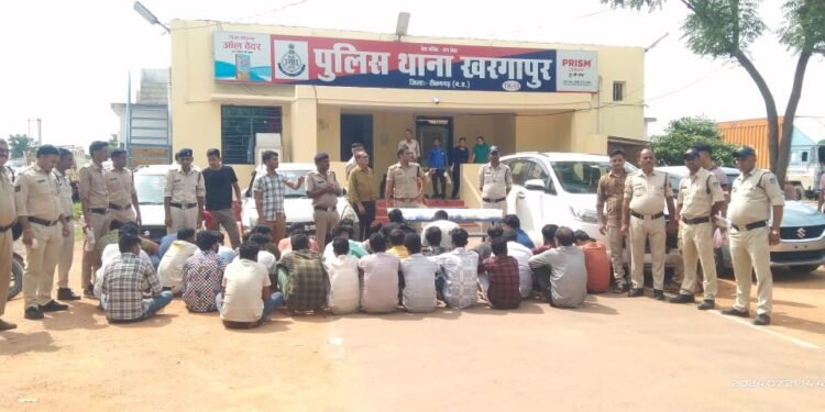 *खरगापुर जुआ कई लोगों को पुलिस ने किया गिरफ्तार