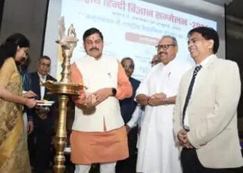 CM ने बताया कैसे कुलपति को कुलगुरु बनाया