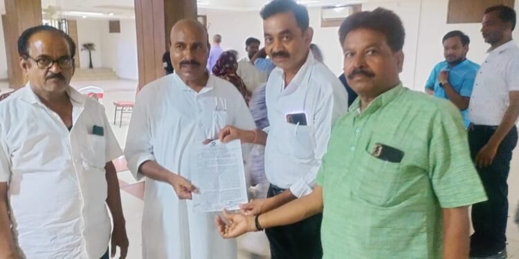 वीरेन्द्र कुमार खटीक जी को भुगतान,रोजगार बहाल सम्बन्धित विषय एंव पोर्टल सम्बंधित समस्याए पर ज्ञापन दिया