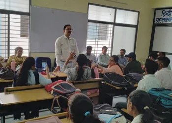 हिंदी विभाग ने धूमधाम से मनाई साहित्यकार प्रेमचंद की जयंती