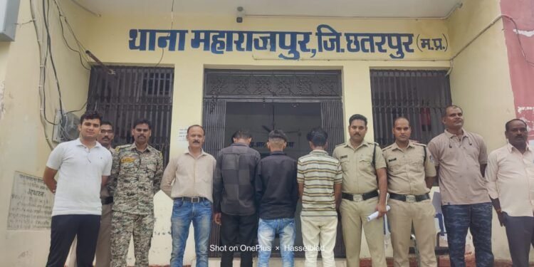 थाना महाराजपुर पुलिस ने रास्ता रोक कर मारपीट करने वाले तीन फरार आरोपियों को गिरफ्तार कर भेजा जेल