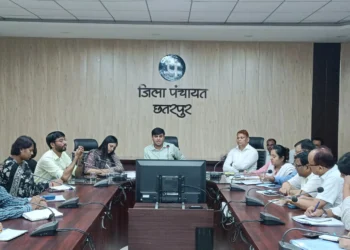 हितग्राहियों को समय से बिना परेशानी के मिले योजनाओं का लाभ : कलेक्टर