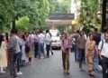 पिटाई से क्षुब्ध पटवारी ने कलेक्टर से कहा.. हमें पदमुक्त करें..
