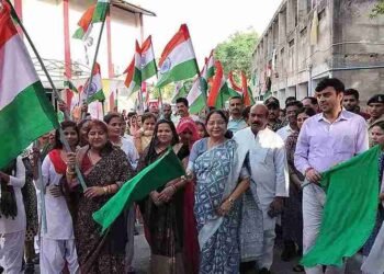 उत्साह से जिले के विभिन्न स्थानों पर निकाली गई तिरंगा यात्राएं