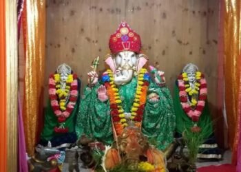 इस मंदिर में है अनोखा कोर्ट रुम, जज से लेकर वकील तक लगाते हैं अर्जियां