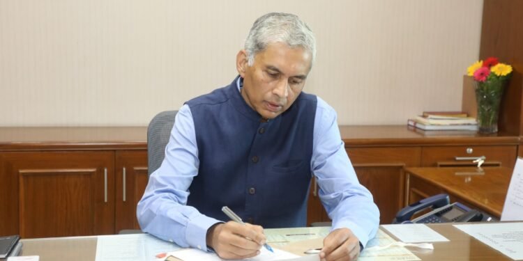 मध्यप्रदेश और केंद्र के बीच समन्वयक की भूमिका में होंगे अनुराग जैन