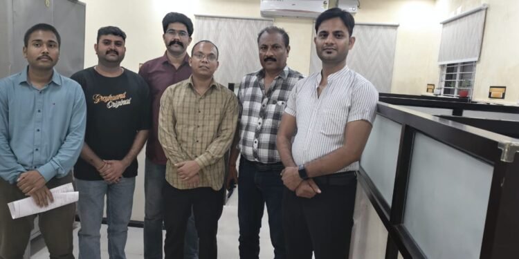 “ऑपरेशन विश्वास” के तहत फ्रॉड हुए ₹1,00,000 फ्रीज कर आवेदक को करवाए वापस