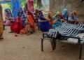 पिता पुत्र की संदिग्ध मौत, पत्नी एवं पुत्र गंभीर
